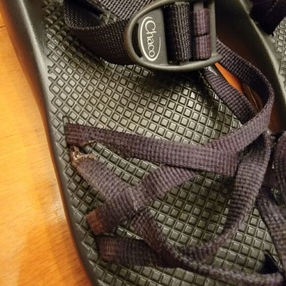 CHACO Sz 10 Black Women’s Sandals - Picture 3 of 11